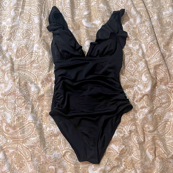 Cupshe Other - Black one piece bikini